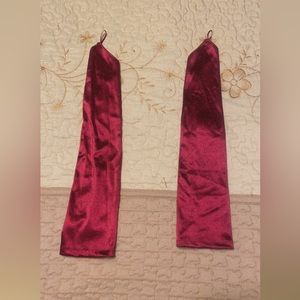 Burgundy silky fingerless gloves